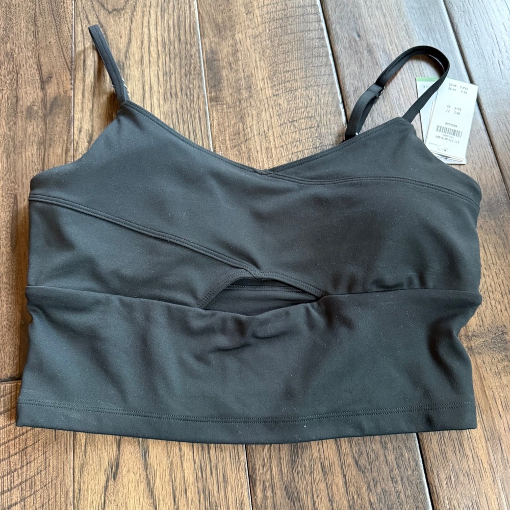 Gilly Hicks Recharge Black Cutout Sports Bra Top Adjustable Straps NWT Medium